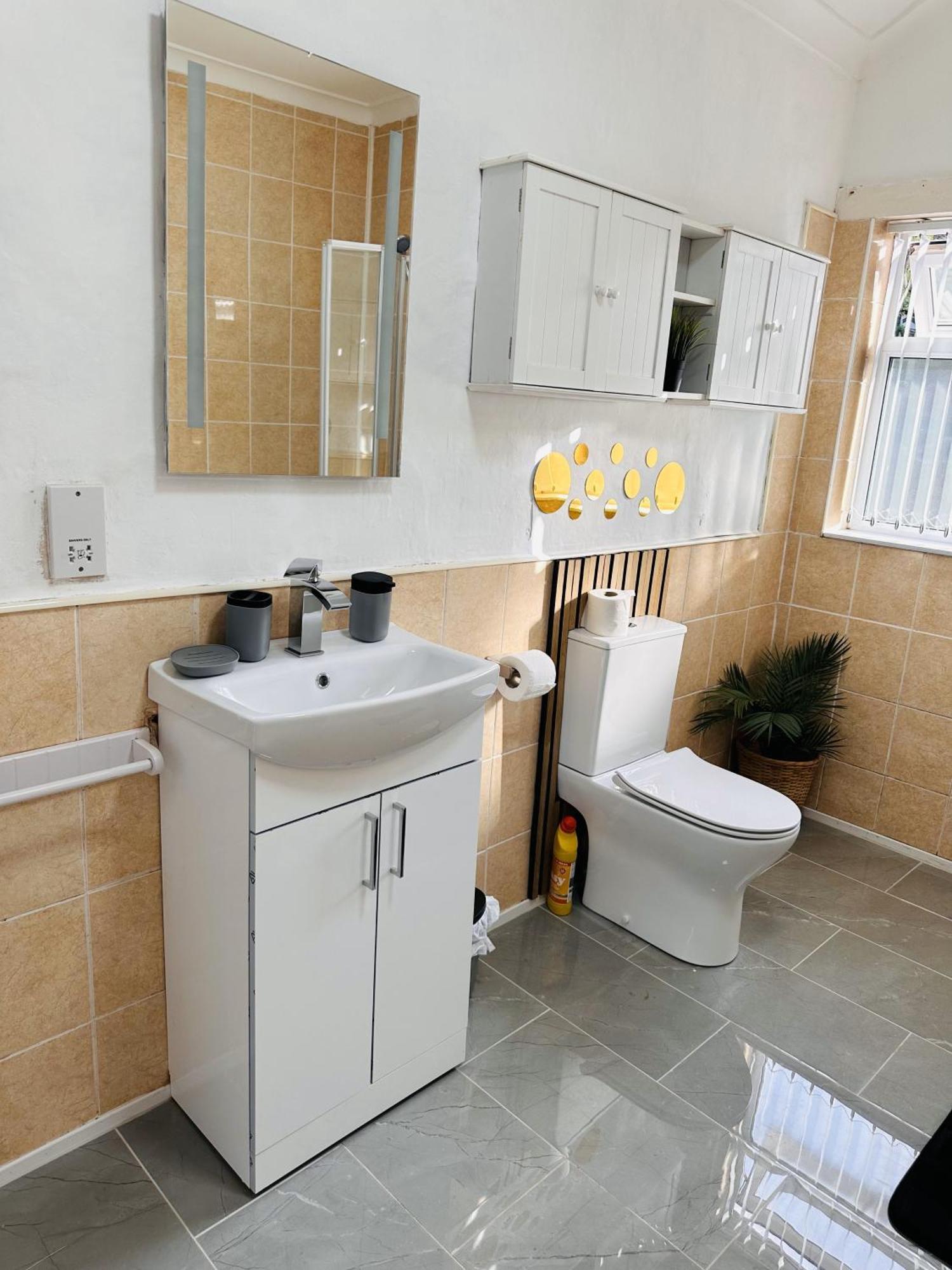 R4 Luxury Studio En-Suite Room In Harborne Lane By Queen Elizabeth Hospital Бирмингем Экстерьер фото